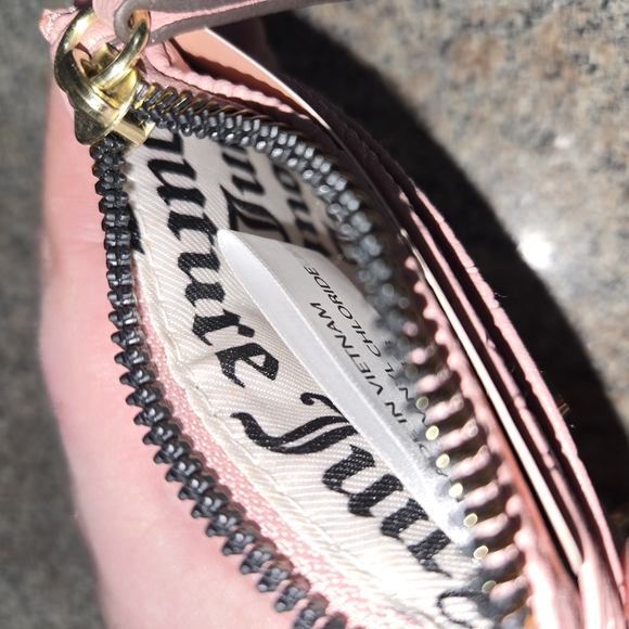 Juicy Couture Pink Card Holder - Picture 2 of 3